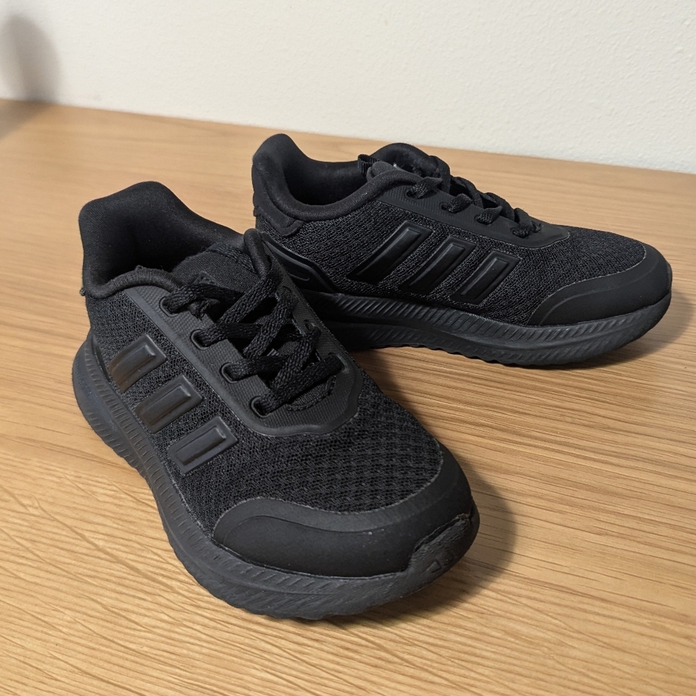 Blacked Out Cloudfoam Adidas